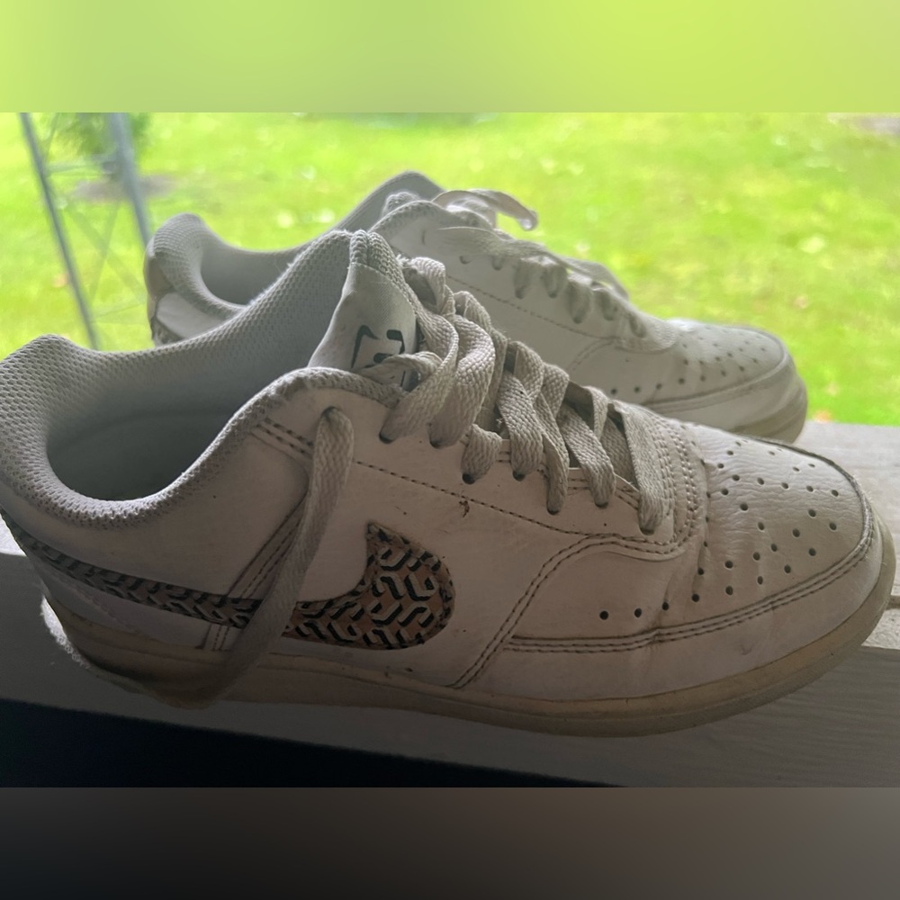 Girl Nike tennis shoes
